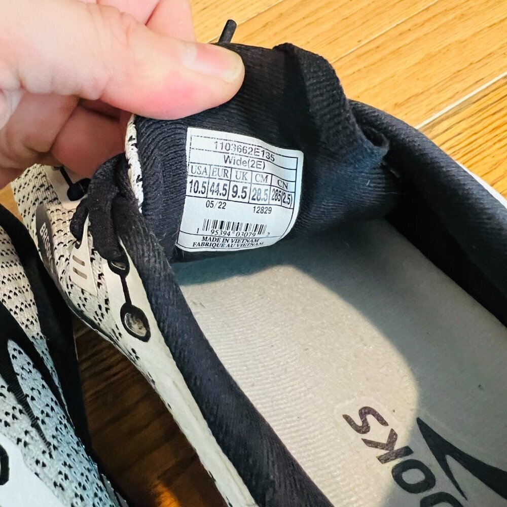 Brooks Adrenaline GTS 22 Mens 10.5 Wide Shoes Gray Running Walking Gym Lace Up - Picture 14 of 16